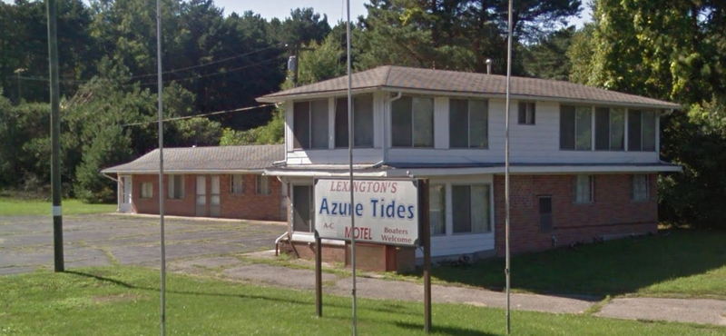 Lexingtons LillyPad (Azure Tides, Lexington Budget Motel) - As Azure Tides (newer photo)